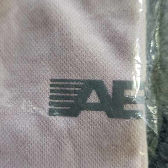 American Eagle Outfitters Pink Training Polo Moisture Wick Antimicrobial LARGE - Picture 2 of 6